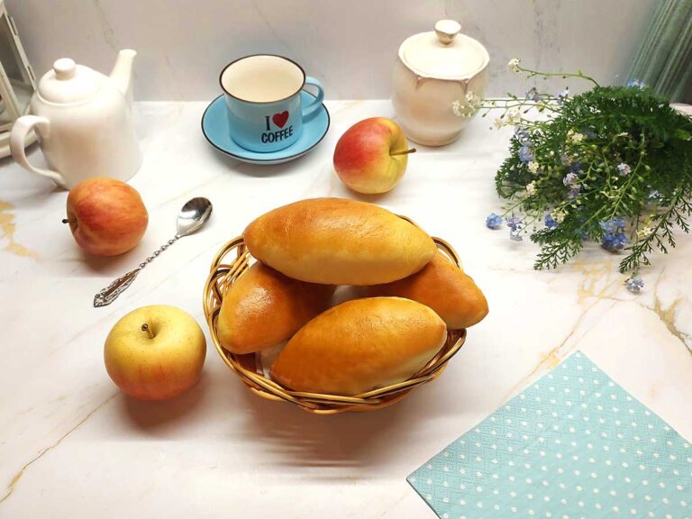 Пирожки с яблоками